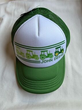 NWT John Deere Kids Green Trucker Hat - Green & White
